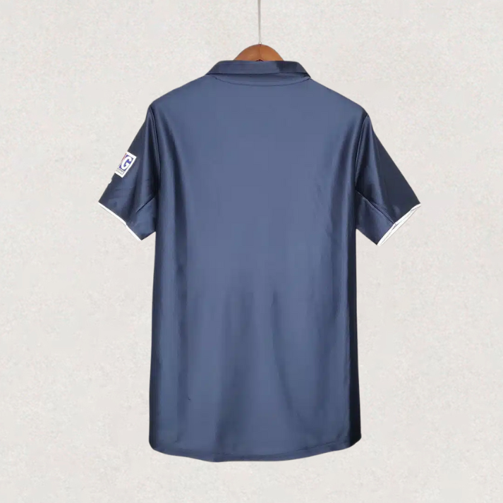 Paris Saint-Germain (PSG) 2001/2002 Home kit