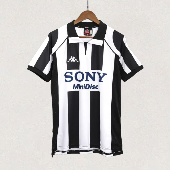Juventus 1997/98 Home Jersey